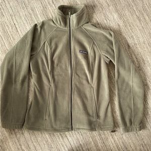 Columbia Women’s Fleece Zip-Up Jacket in pea green, medium